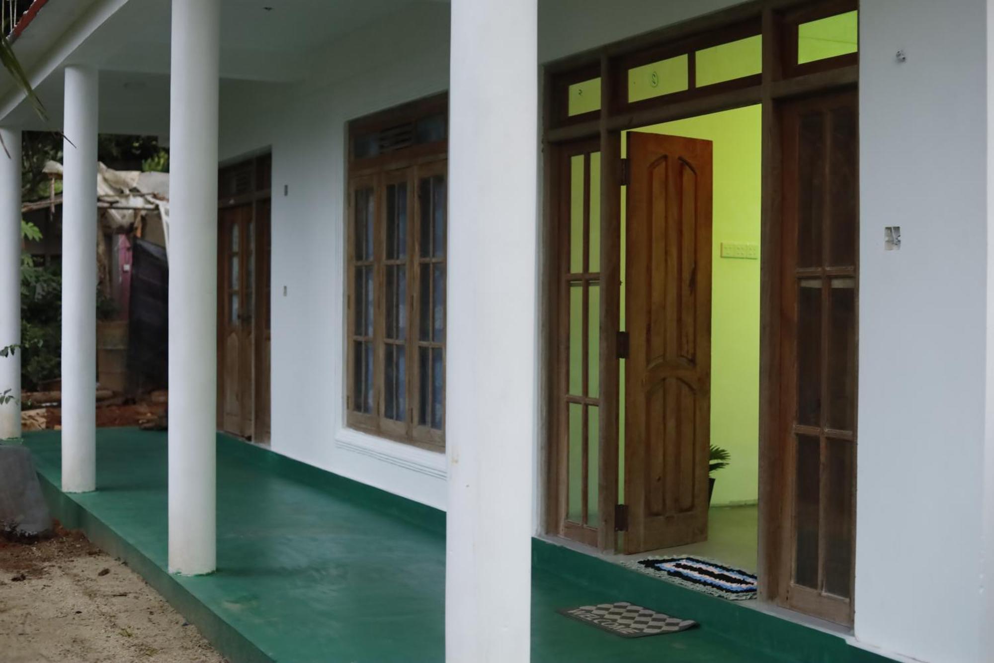 Bed & Baggage Hostel Ella Bagian luar foto